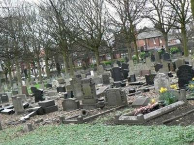 Hunslet Cemetery on Sysoon