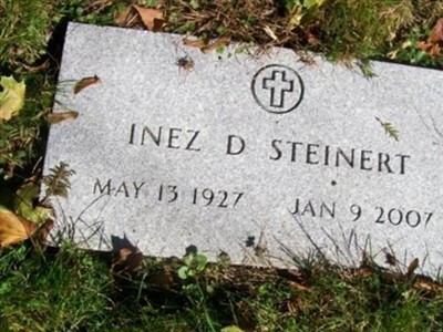 Inez D. Nicholson Steinert on Sysoon