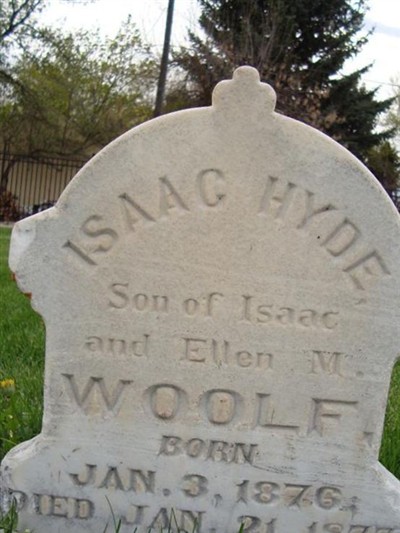 Isaac Hyde Woolf on Sysoon