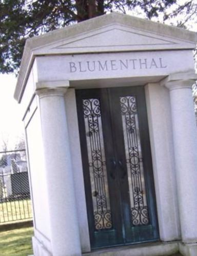 Isaac Richard Blumenthal on Sysoon