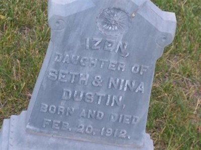 Izen Dustin on Sysoon