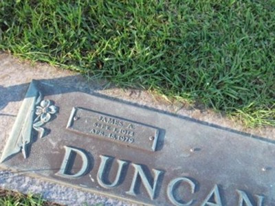 James A. Duncan on Sysoon