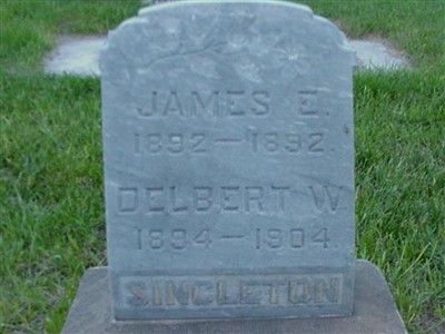 James E Singleton on Sysoon