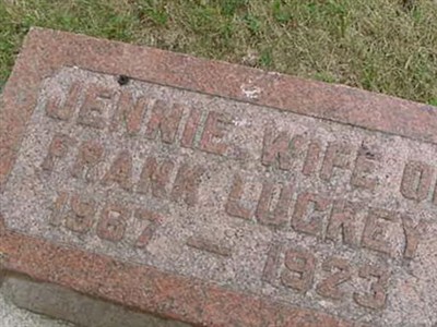 Jennie Luckey on Sysoon