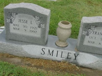 Jesse L. Smiley on Sysoon