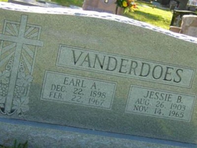 Jessie Beatrice Thom Vanderdoes on Sysoon