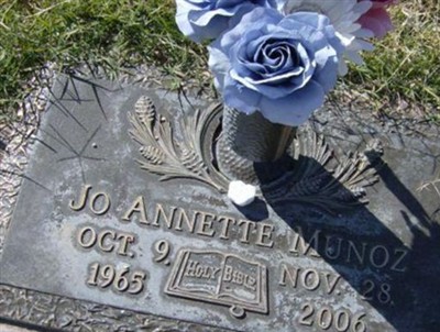 Jo Annette Munoz on Sysoon