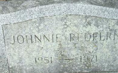 Johnnie Redfern on Sysoon
