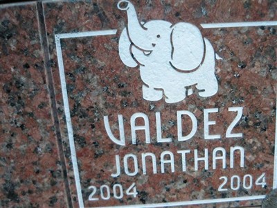 Jonathan Valdez on Sysoon