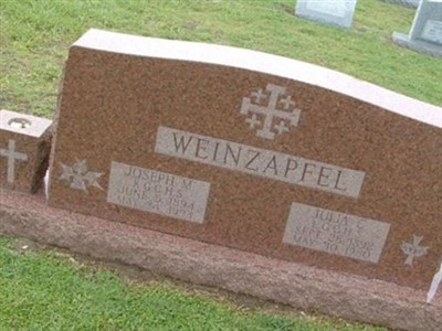 Julia C Weinzapfel on Sysoon