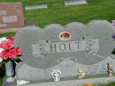 Julia M. Gutierrez Holt on Sysoon