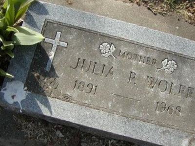 Julia P Wolfe on Sysoon