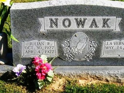 Julian R Nowak on Sysoon