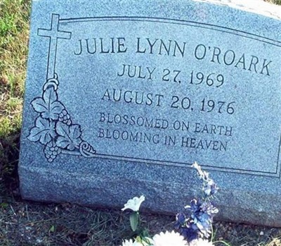 Julie Lynn O'Roark on Sysoon