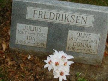 Julius C Fredriksen(Fredrickson) on Sysoon
