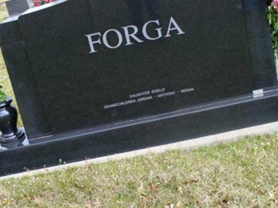 June Gladden Forga on Sysoon