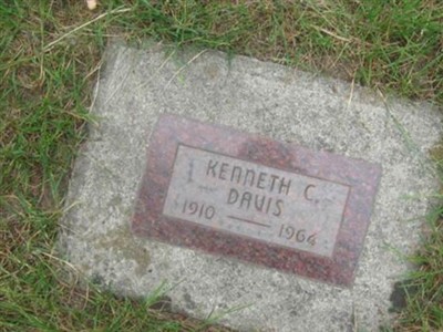 Kenneth C Davis on Sysoon