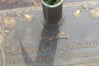 Kenneth R Woolf on Sysoon