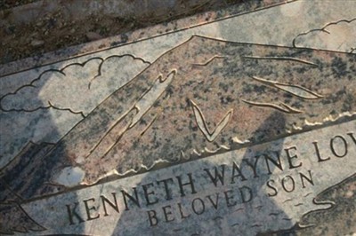 Kenneth Wayne Lowe on Sysoon
