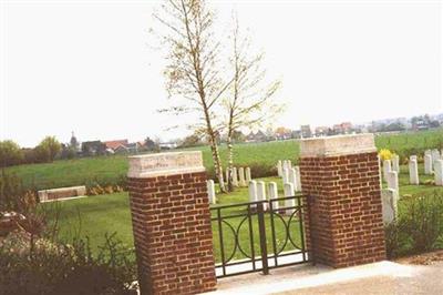 La Brique Military Cemetery #01 on Sysoon