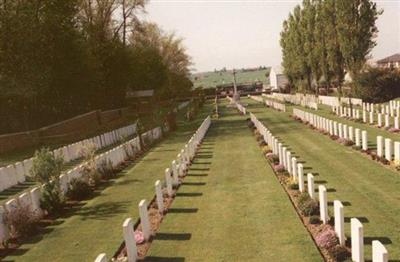 La Laiterie Military Cemetery on Sysoon