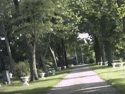 Lakeville Cemetery on Sysoon