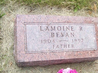 Lamoine R Bevan on Sysoon