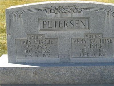 Lars Charlie Petersen on Sysoon