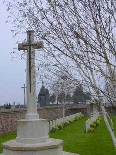 Le Quesnel Communal Cemetery on Sysoon