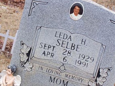 Leda H. Selba on Sysoon