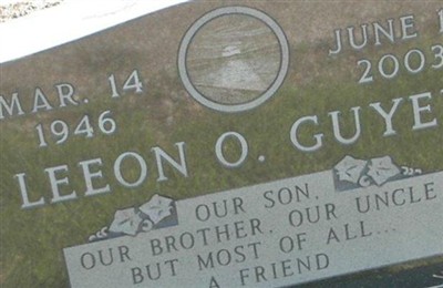 Leeon O Guyer on Sysoon