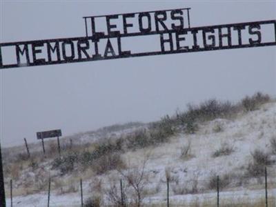 Lefors Memorial Heights Cemetery on Sysoon