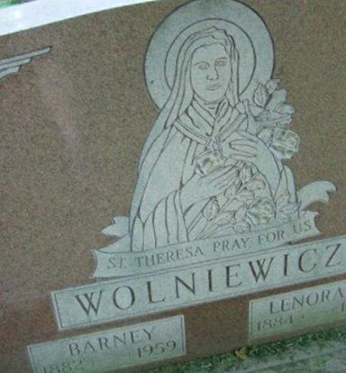 Lenora A Wolniewicz on Sysoon