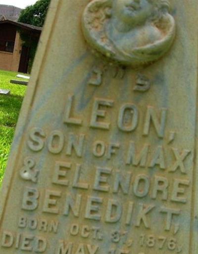 Leon Benedikt, Find a grave on Sysoon Leon Benedikt on Sysoon