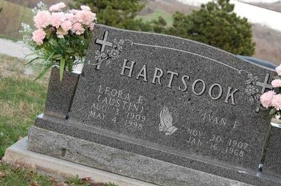 Leora E Austin Hartsook on Sysoon