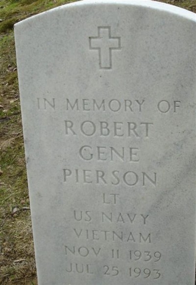 Lieut Robert Gene Pierson on Sysoon