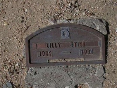 Lilly Stine on Sysoon