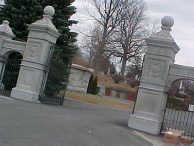 Linwood Cemetery on Sysoon