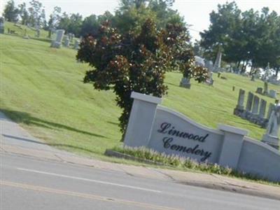 Linwood Cemetery on Sysoon