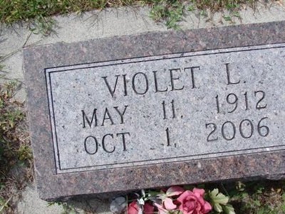 Anna Louise "Violet" Abrahamson Grove on Sysoon
