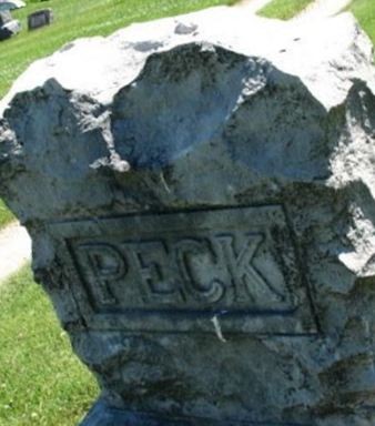 Lua May Peck on Sysoon