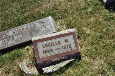 Lucille w Sharp on Sysoon