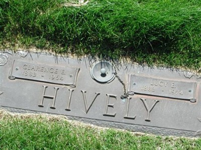 Lucy Evaline Devore Hively on Sysoon