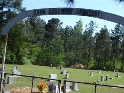 Luna Assembly of God Cemetery on Sysoon