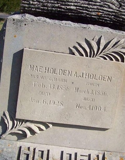 Mae Holden on Sysoon