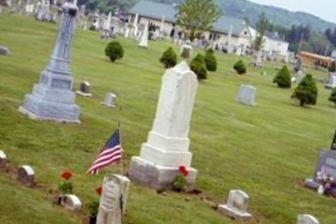 Mahaiwe Cemetery on Sysoon