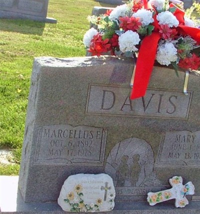 Marcellus E. Davis on Sysoon