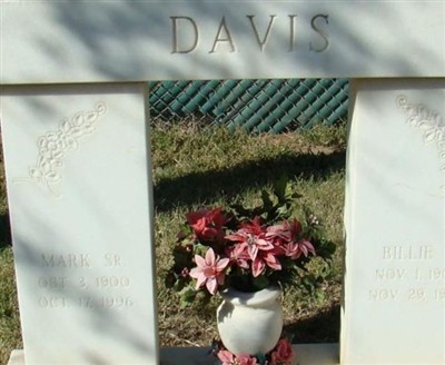 Mark Davis, Sr on Sysoon