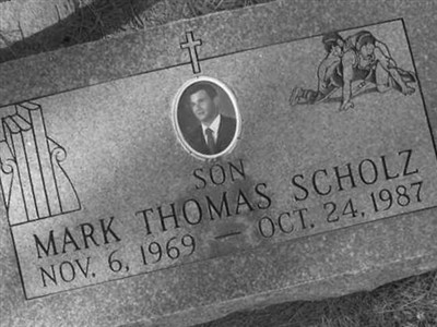 Mark Thomas Scholz on Sysoon
