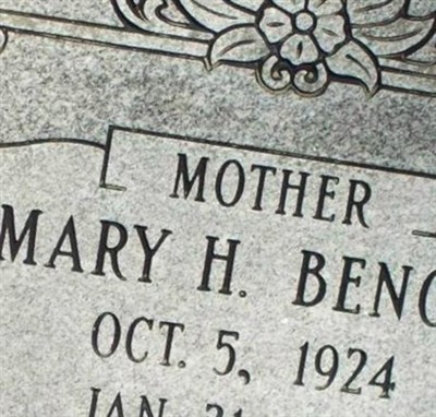 Mary H. Benoit on Sysoon